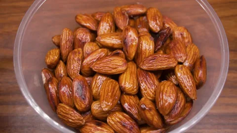 تصویر 3 از خرید و قیمت انواع بادام درختی بو داده